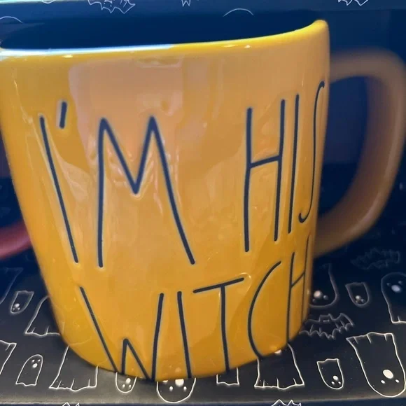 NWT-🎃👻🧙‍♀️ Rae Dunn-I’m Her Boo, I’m His Witch Mug Set - Picture 3 of 4
